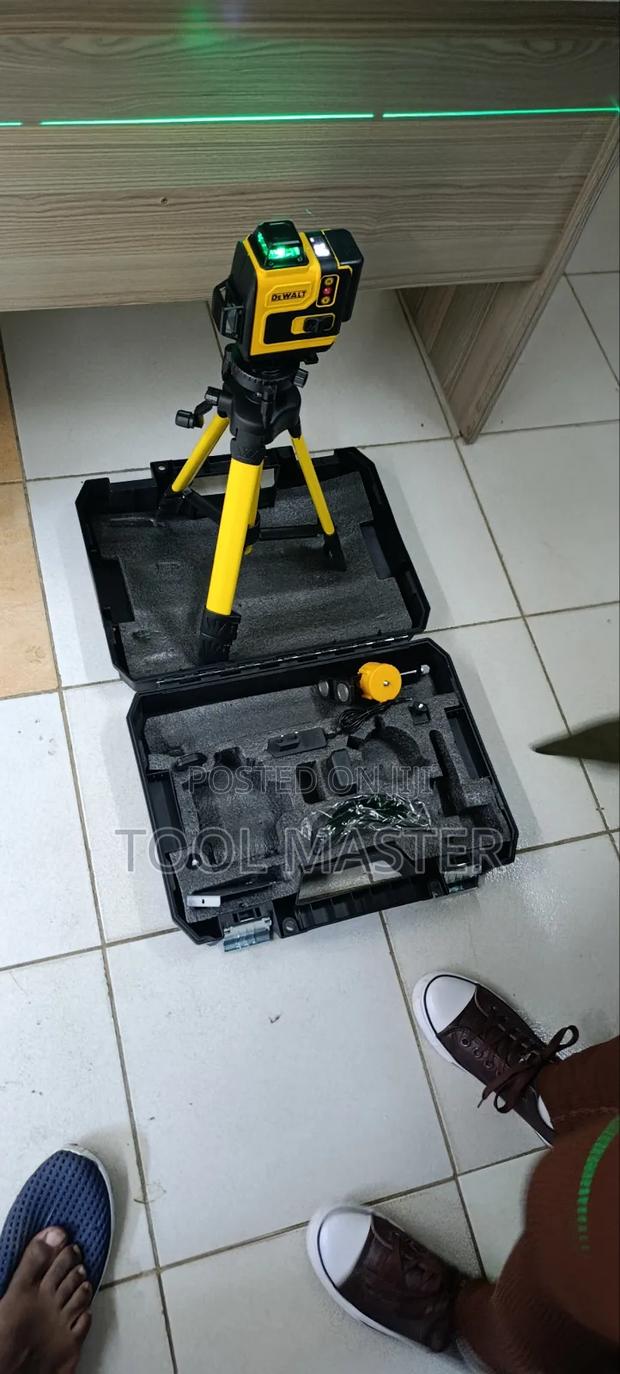 16lines Dewalt Laser Level With Tripod Stand - thumbnail 3