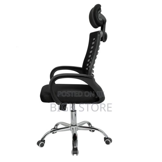 Comfortable Secretarial Mesh Office Chair With Headrest - main view