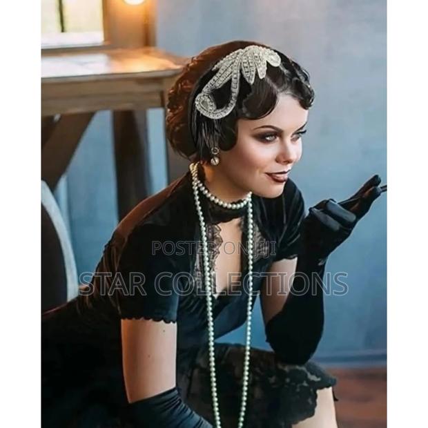 Feather Gatsby Headband With Silver Detailed Rhinestones - thumbnail 2