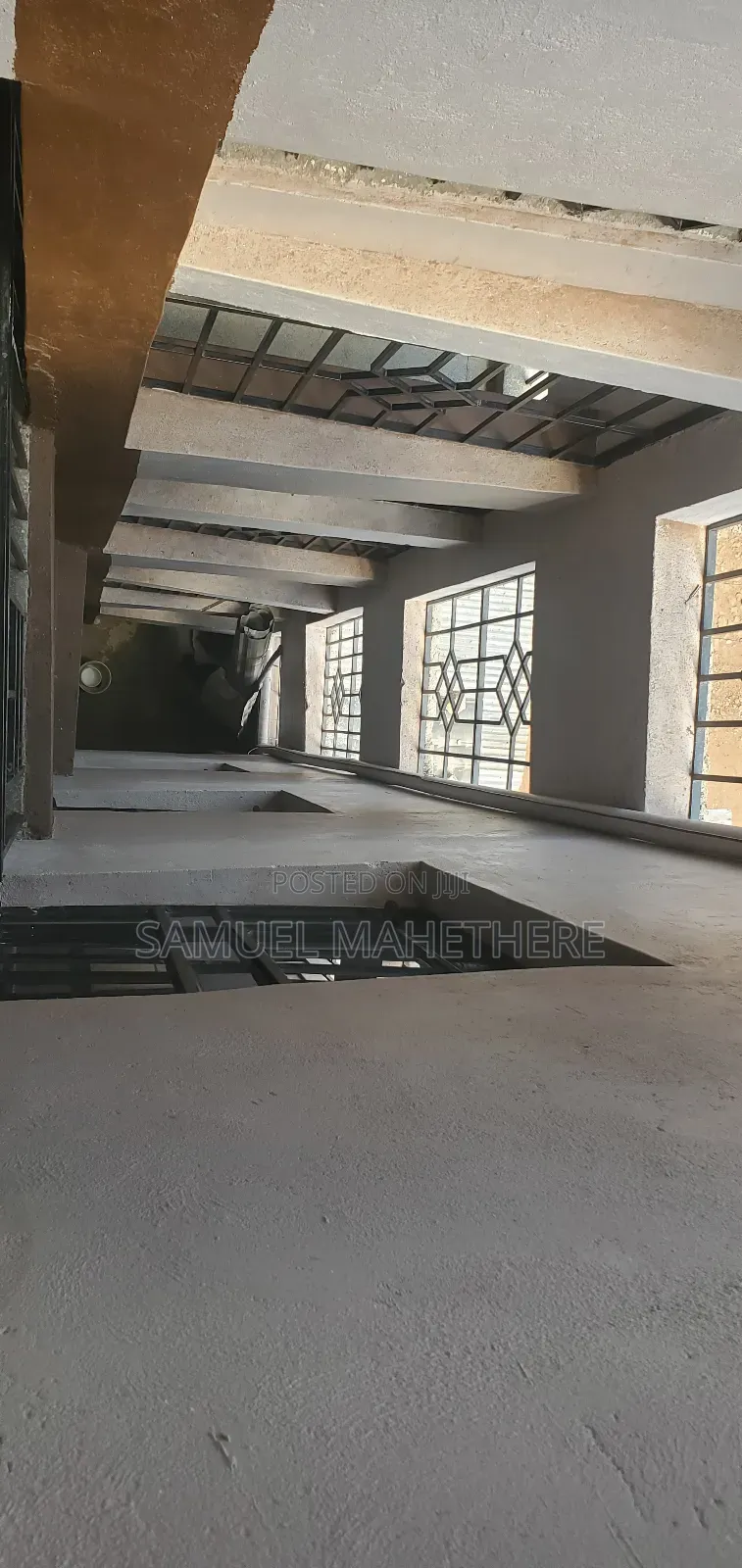 5 Floor Commercial Building for Sale