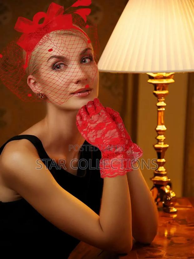 Short Lace Gloves - thumbnail 5