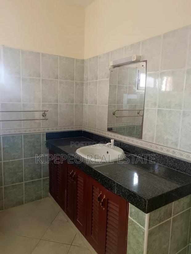 5bdrm Maisonette in Beach Road, Nyali for rent - thumbnail 3