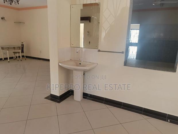 5bdrm Maisonette in Beach Road, Nyali for rent - thumbnail 15