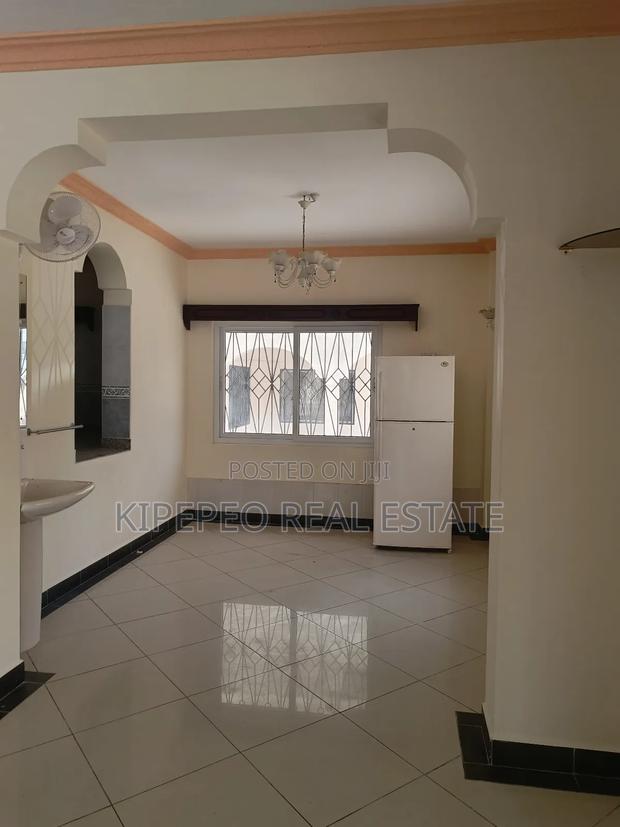 5bdrm Maisonette in Beach Road, Nyali for rent - thumbnail 18