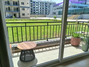 3bdrm Block of Flats in Sunpark Residence, Gateway Mall Area for sale