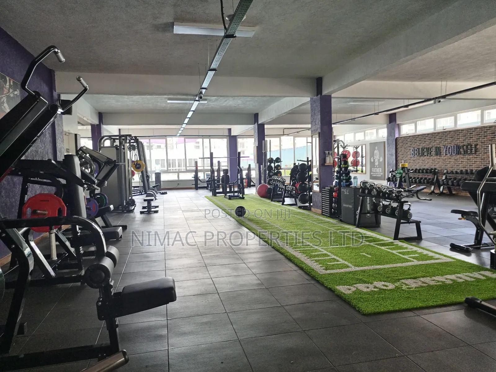 3bdrm Block of Flats in Sunpark Residence, Gateway Mall Area for sale