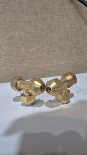 10/12 High-Duty T Joint - main view