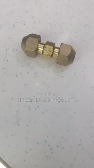 High-Duty Brass Straight Link - main view