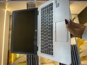 Laptop HP EliteBook 820 G3 8GB Intel Core I5 SSD 256GB