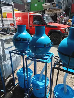 Portable Plastic Hand Washing Station With Tank, Tap, and Basin