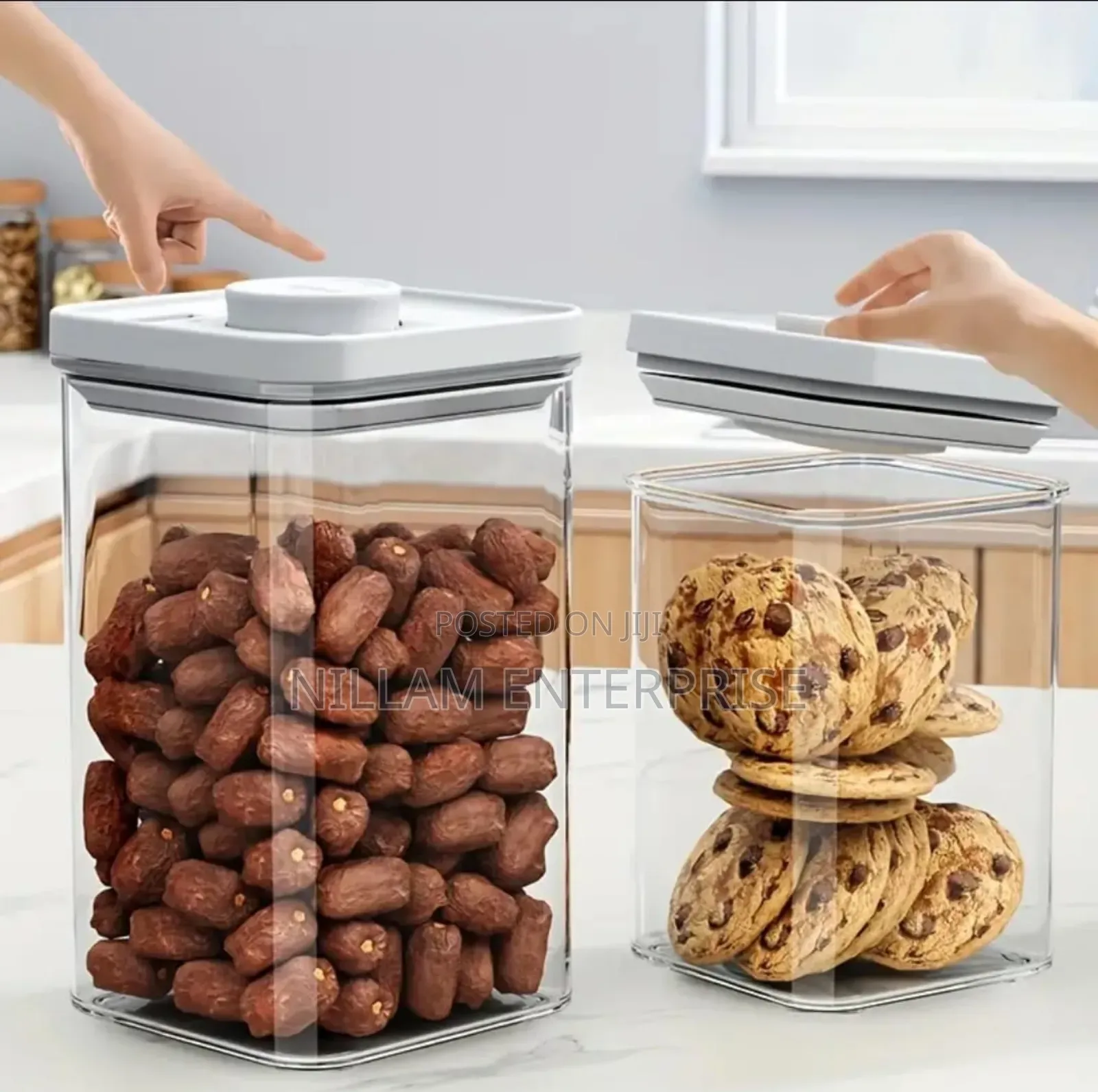 *3 PCS Airtight Press-to-Seal Food Storage Container With Lid*
