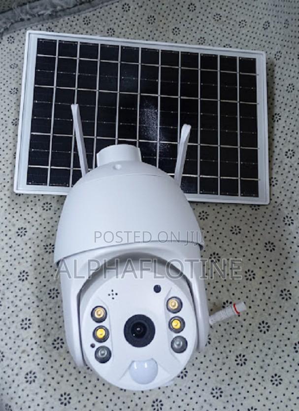 Ubox,Single Lens Solar Powered 4g Enabled - main view