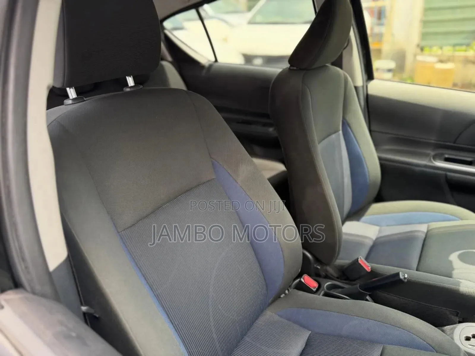 Toyota Aqua 2019 Blue