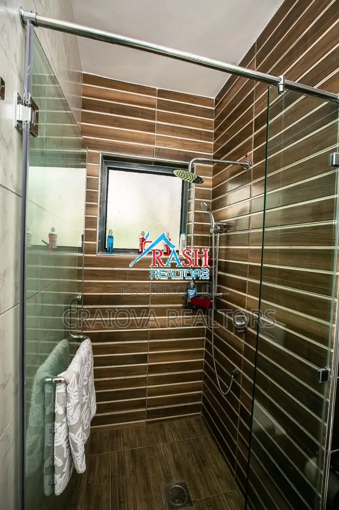 3bdrm Apartment in Valley Arcade for rent