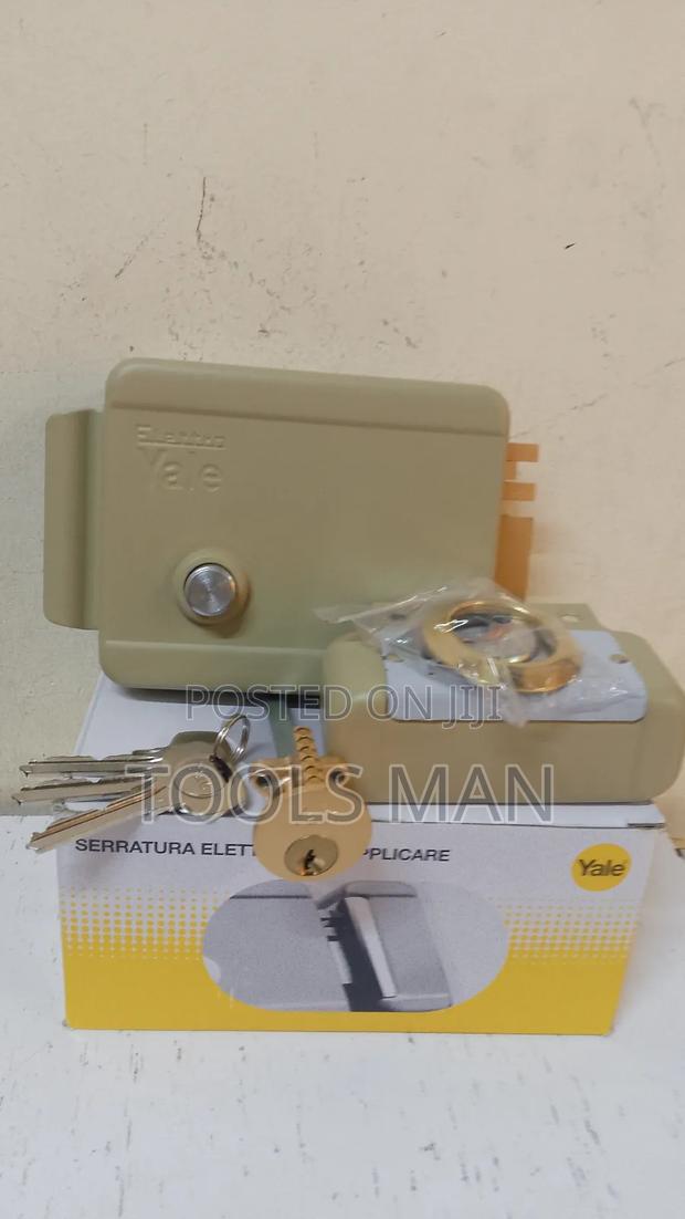 Yale Electric Rim Lock. - thumbnail 2