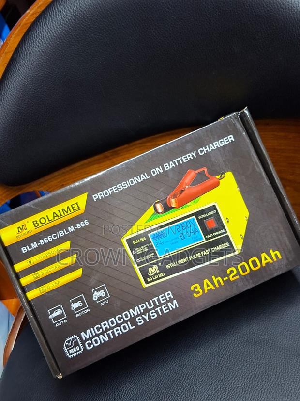Bolaimei Fast Digital Battery Charger With LCD Display 3–200ah - thumbnail 2