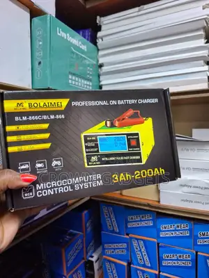 Heavy-Duty Intelligent Pulse Car Battery Charger 0–15a Bolaimei