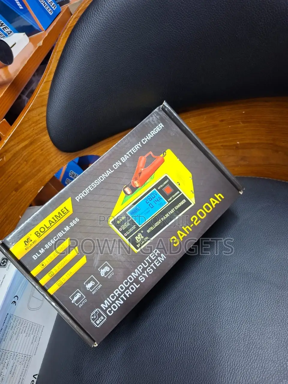 Heavy-Duty Intelligent Pulse Car Battery Charger 0–15a Bolaimei
