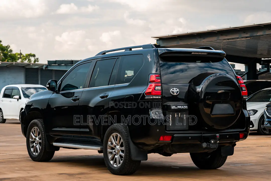 Toyota Land Cruiser Prado 3.0 172hp 2019 Black