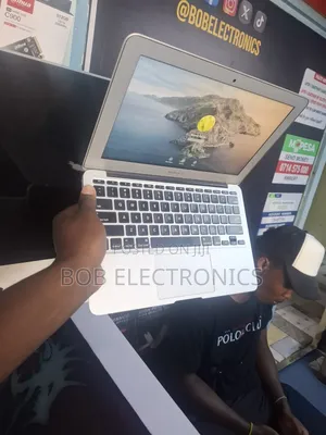 Laptop Apple MacBook Air 2015 4GB Intel Core i5 SSD 128GB