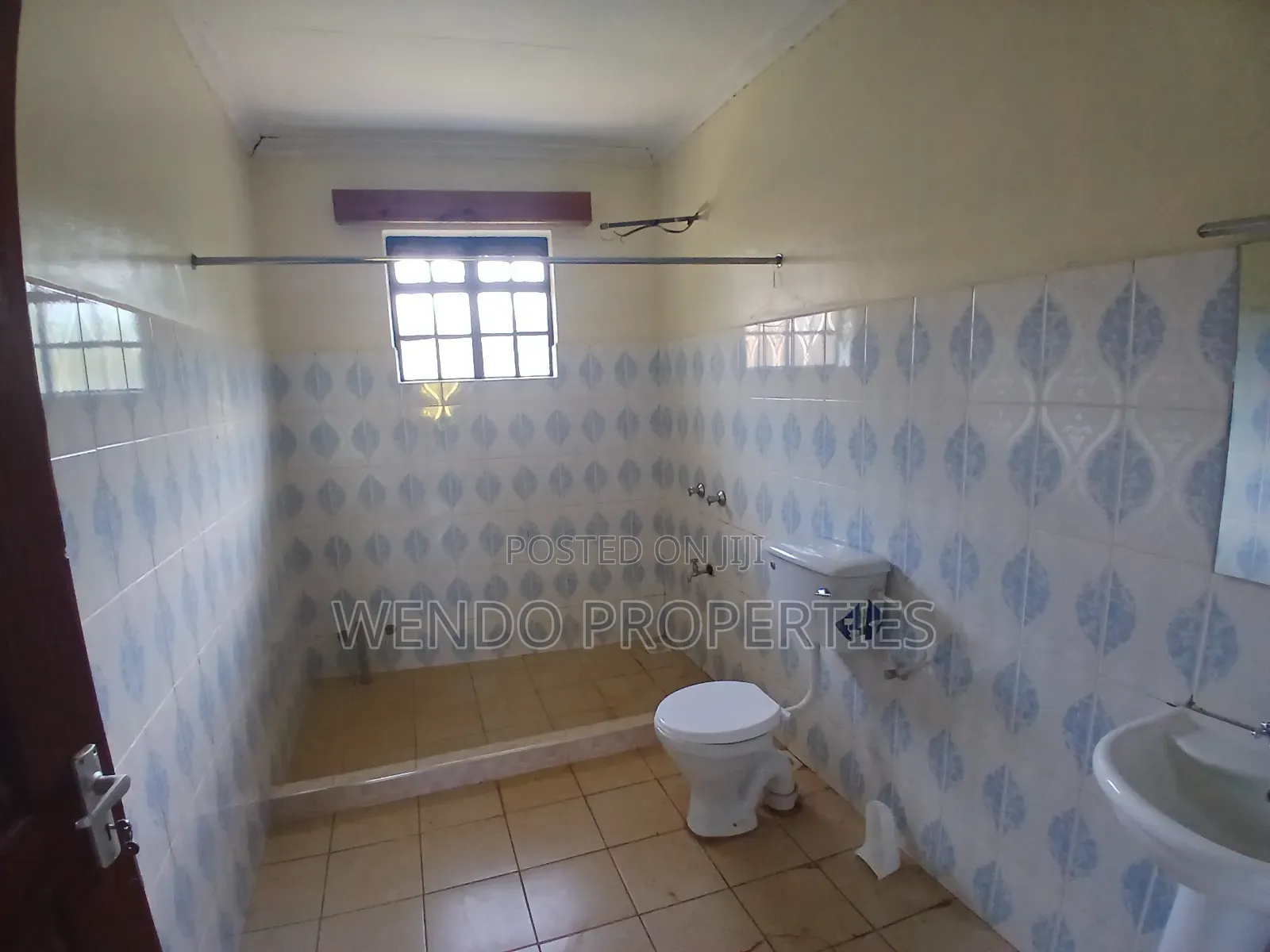 4bdrm Bungalow in Karen for rent