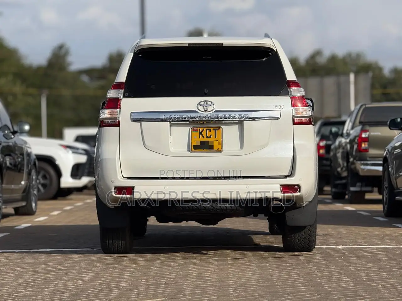 Toyota Land Cruiser Prado 2.7 i 2012 White