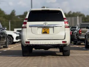Toyota Land Cruiser Prado 2.7 i 2012 White