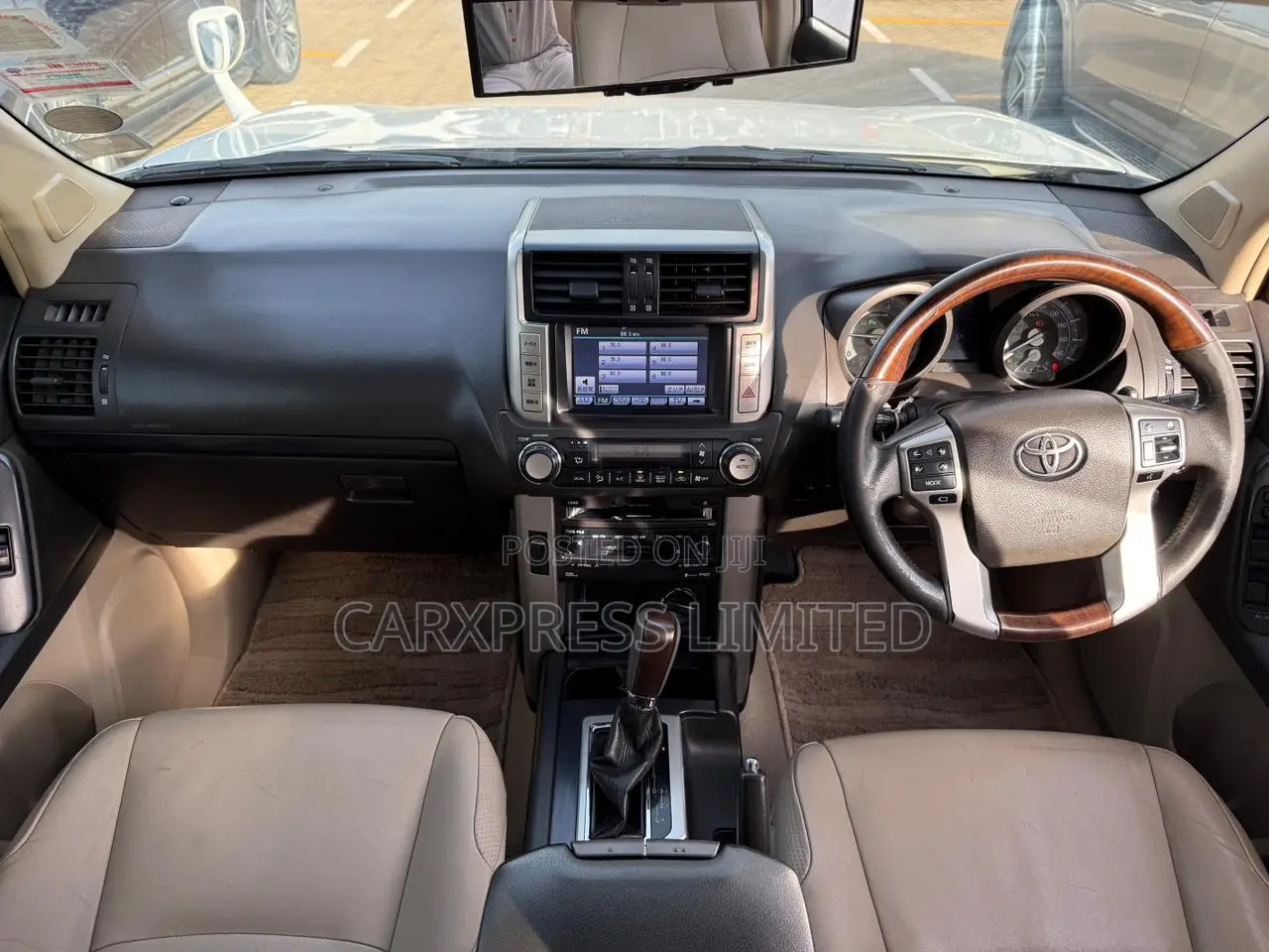 Toyota Land Cruiser Prado 2.7 i 2012 White