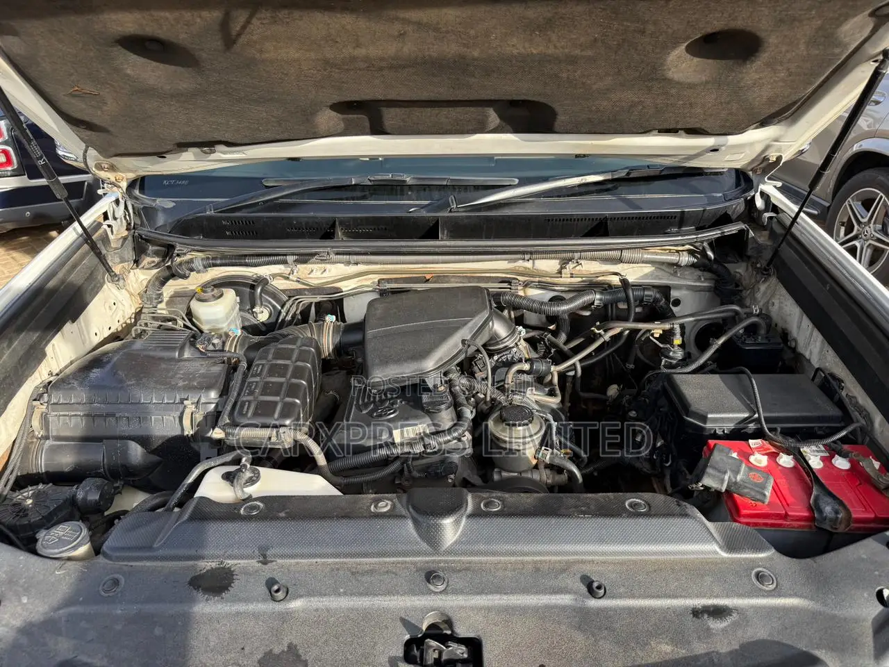 Toyota Land Cruiser Prado 2.7 i 2012 White