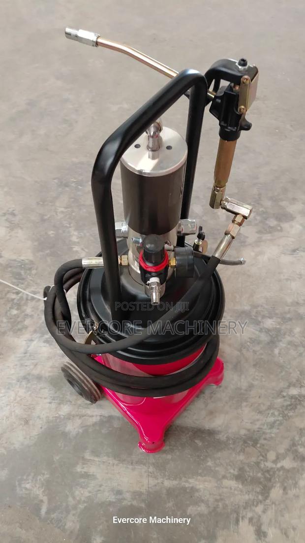 Heavy Duty Pneumatic Grease Pump Best Italian Quality. - thumbnail 2