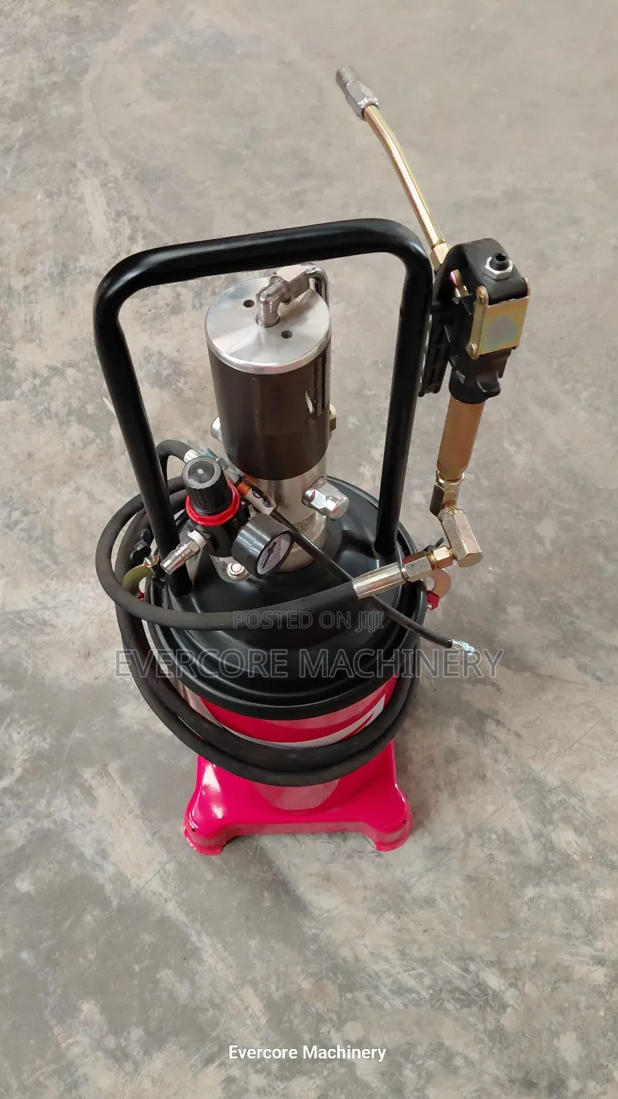 Heavy Duty Pneumatic Grease Pump Best Italian Quality.