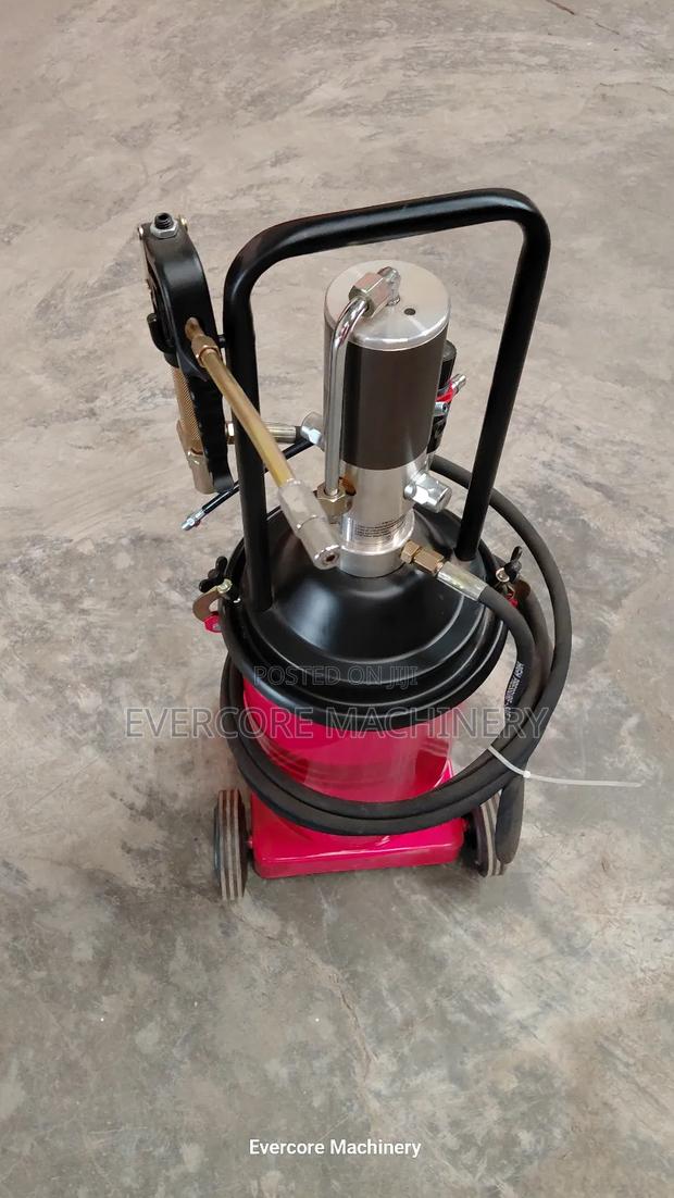 HGH Quality Pneumatic Grease Bucket Machine. - thumbnail 3