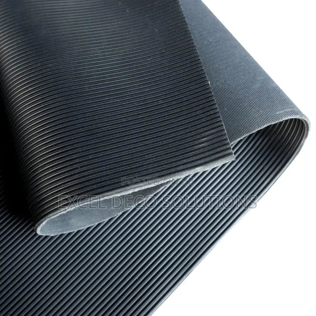 Ribbed Rubber Mat – Heavy Duty Anti-Slip Flooring