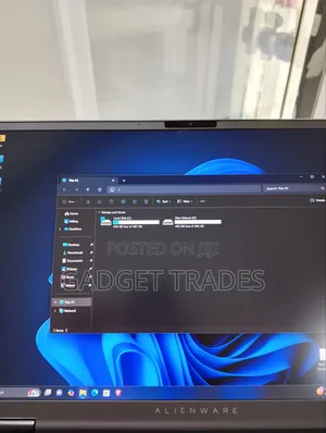 Laptop Dell Alienware M16 R2 32GB Intel Core Ultra 9 SSD 1T