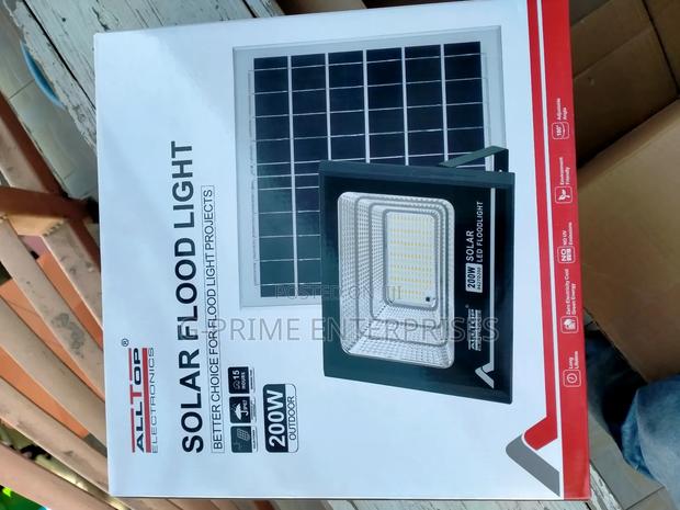 Solar Flood Light -200watts - thumbnail 2