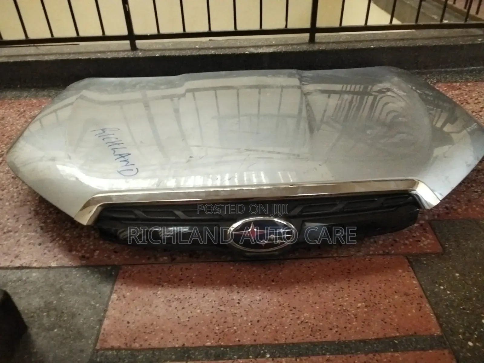 Bonnet Subaru Forester Sj5