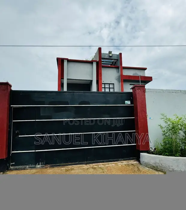 6bdrm Mansion in Membley Estate for sale