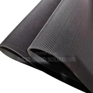 Industrial Anti-Slip Ribbed Rubber Mat for Busy Areas