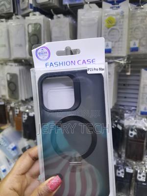 Ubull iPhone 15 Pro Max Transluscent Magnetic Invisible Stand Case - thumbnail 2