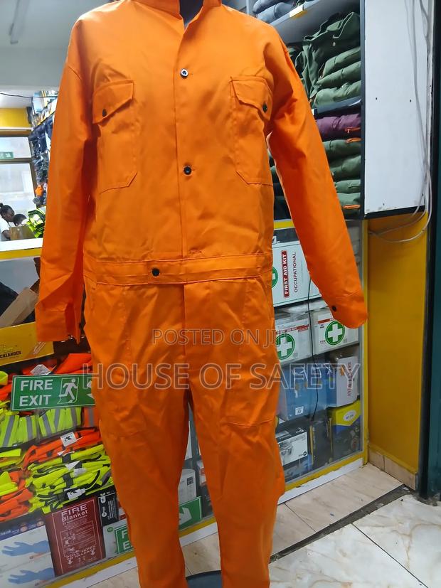 Utility Orange Team Overall - main view