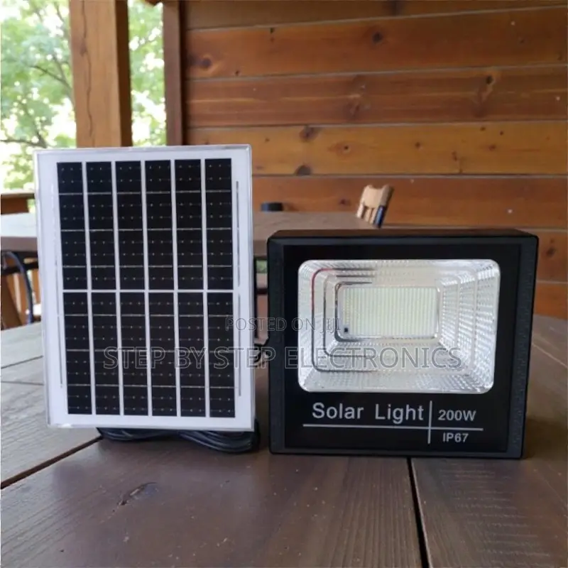 200w Solar Energy Powered Flood Light Outdoor Ip67 Waterproof Rated