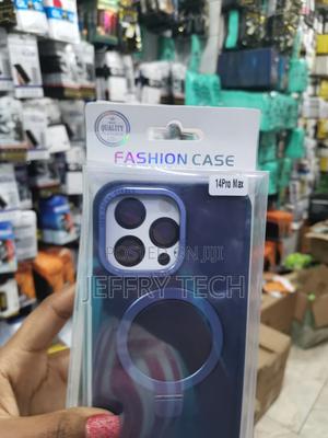 Alphex Invisible Stand for Magsafe iPhone 14 Pro Case - thumbnail 2