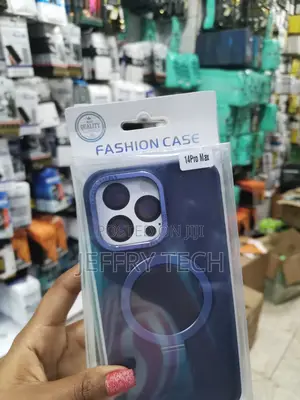 Alphex Invisible Stand for Magsafe iPhone 14 Pro Case