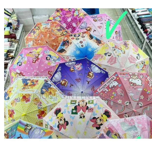*Kids Cartoon Themed Umbrellas - main view