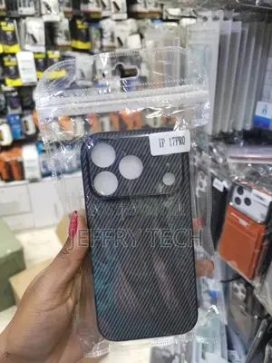 Mous iPhone 17 Pro Carbon Fibre Case Slim Compatible With Magsafe