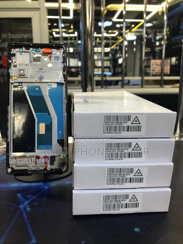 Original Tecno Camon 30s Broken Screen Replacement and Installation - thumbnail 2