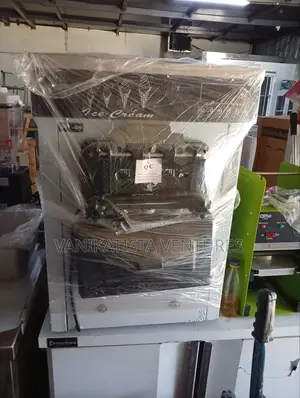  Table-Top Ice Cream Machine
Compact • Efficient • High Output.