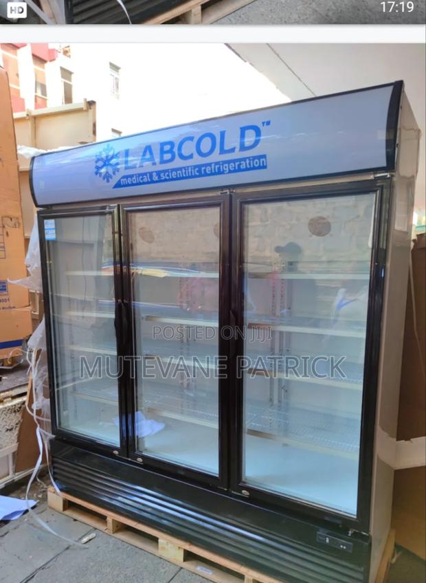 Lab / Vaccine Fridge - main view