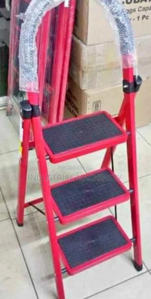 3 Steps Ladder - main view