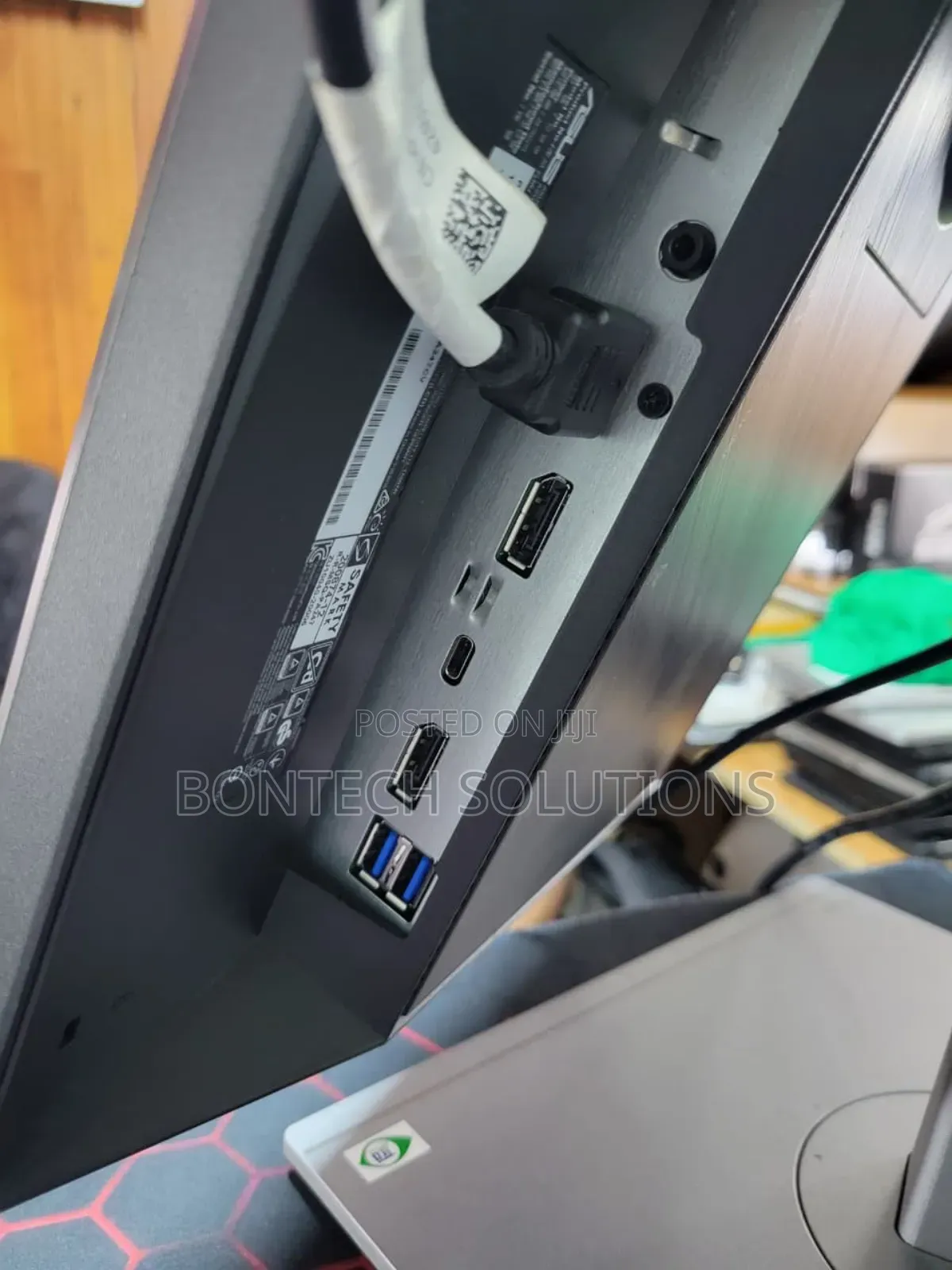 Asus Proart Display Pa247cv
24inch Monitor